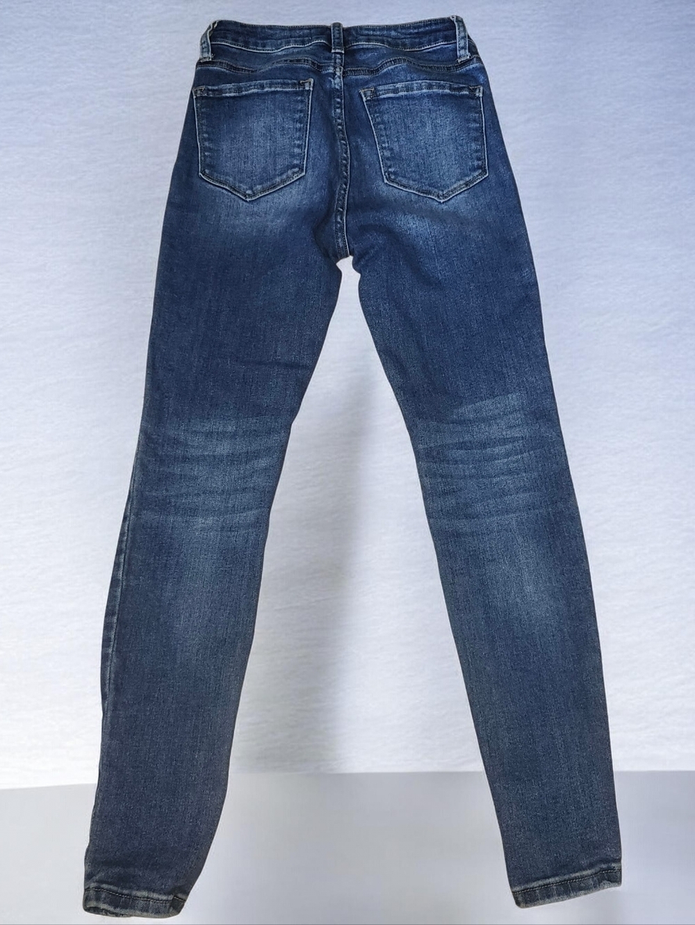 Vervet Jeans - Picture 3 of 5